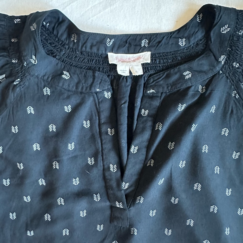 Ingrid & Isabel Black Printed Maternity Top Large - Picture 5 of 14